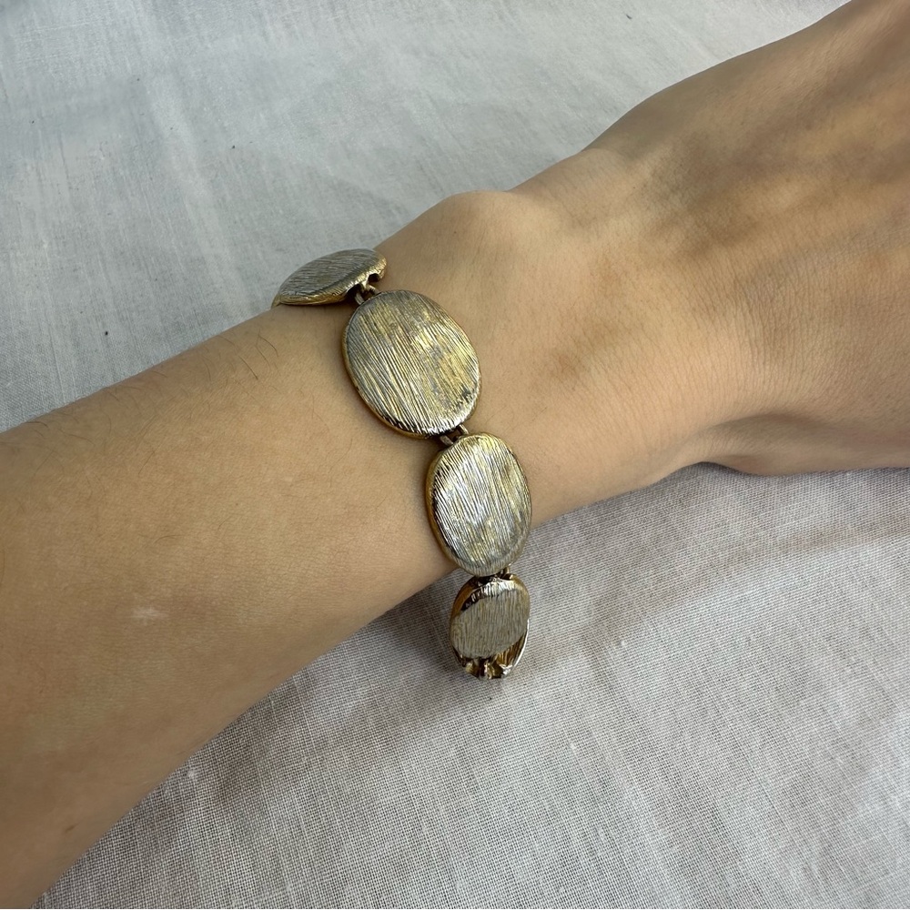 Vintage Gold Tone Etched Bracelet with Magnetic Clasp